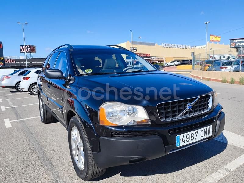 Negro Usado 2003 Volvo XC90 SUV | 8950 € - Imagen 1/4
