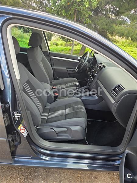 Usado VW Golf V Edition 102 CV (75 kW) 2008 Azul Familiar
