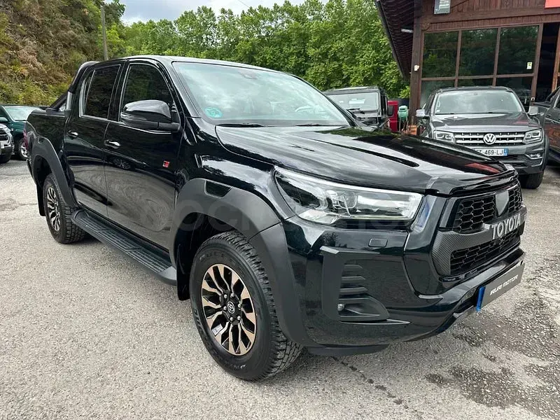 Usado Toyota HiLux Sport 204 CV (150 kW) 2024 Negro Pickup/Camioneta