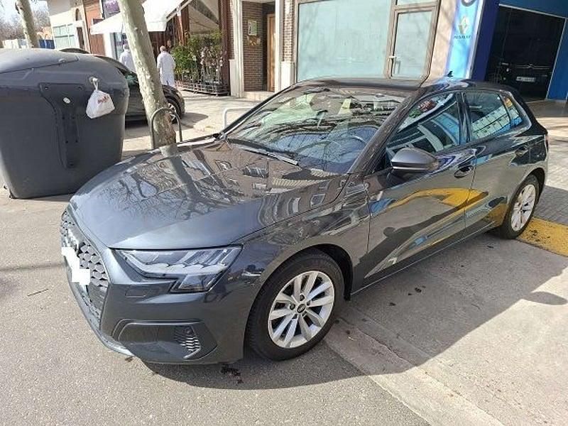 Usado Audi A3 150 CV (110 kW) 2021 Negro Berlina