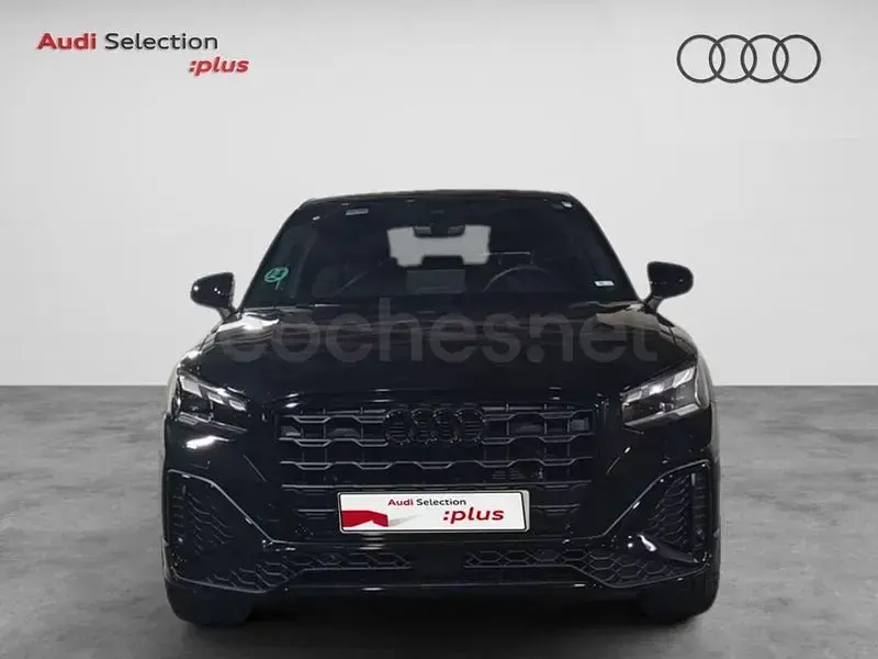 Usado Audi Q2 Ambiente 150 CV (110 kW) 2025 Negro SUV