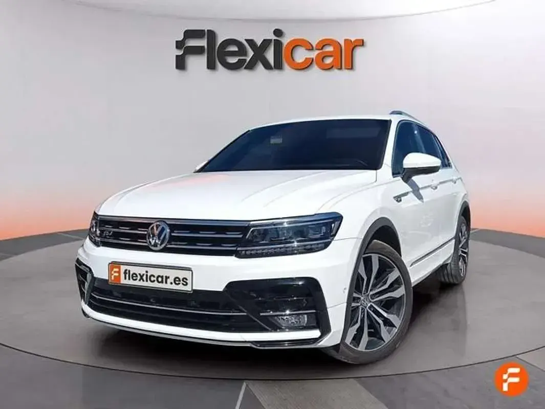 Usado VW Tiguan R-line 193 CV (141 kW) 2020 Blanco SUV