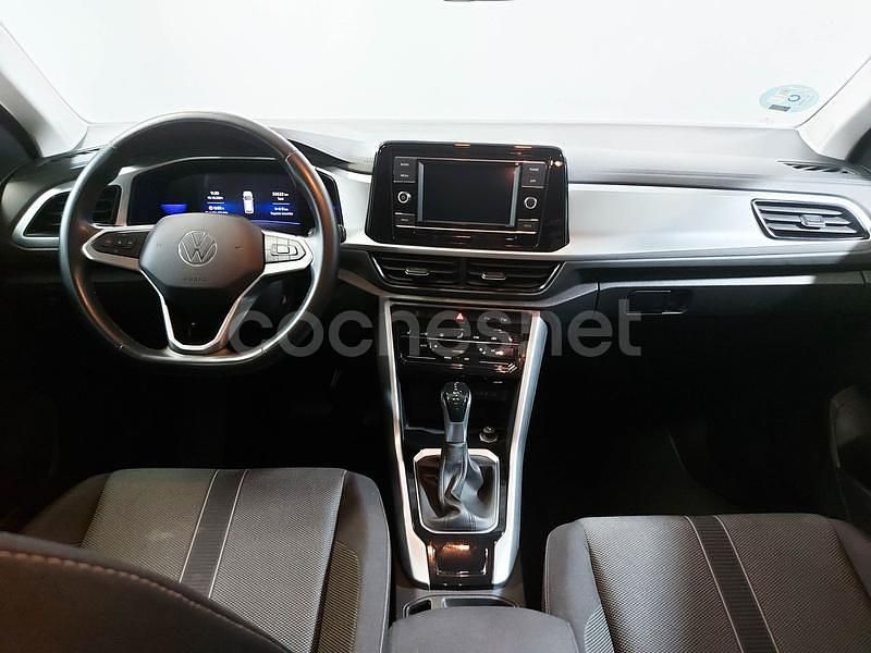 Usado VW T-Roc Life 150 CV (110 kW) 2023 Negro SUV