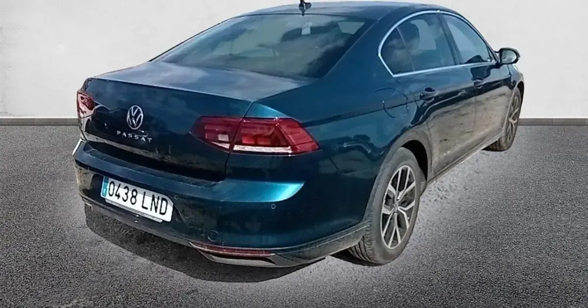 Usado VW Passat Executive 150 CV (110 kW) 2021 Familiar