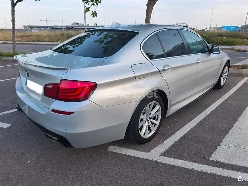Usado BMW 520 184 CV (135 kW) 2012 Gris / plata Berlina