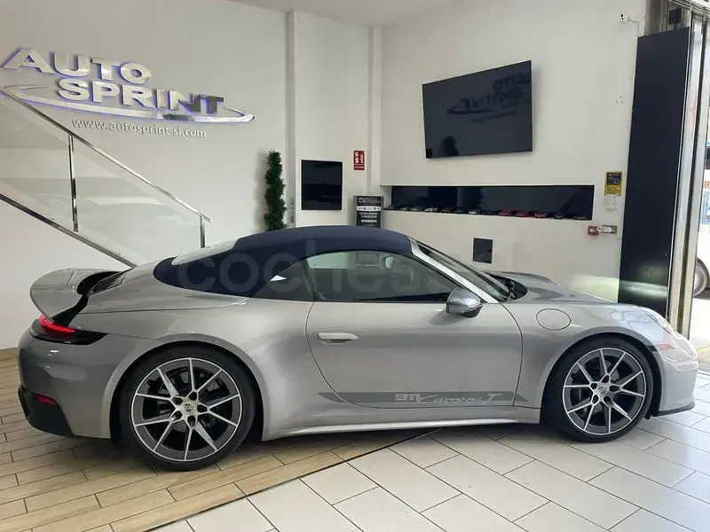 Usado Porsche 911 Carrera Cabriolet 394 CV (289 kW) 2025 Gris / plata Descapotable