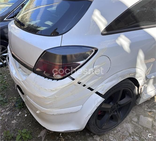 Usado Opel Astra GTC Sport 115 CV (84 kW) 2008 Blanco Berlina