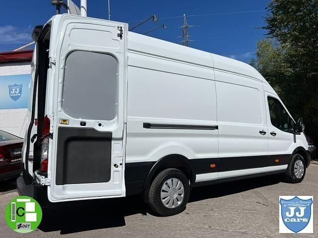 Usado Ford Transit Trend 130 CV (95 kW) 2023 Blanco Van
