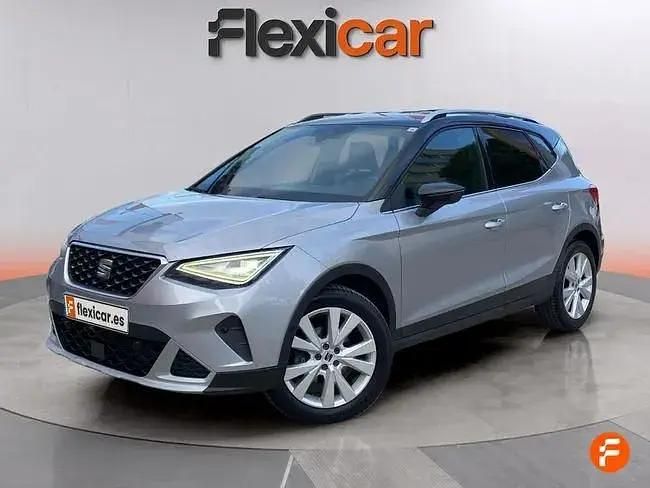 Usado Seat Arona FR 110 HP (80 kW) 2022 Cinzento SUV