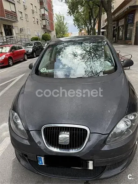 Usado Seat Altea Stylance 105 CV (77 kW) 2008 Negro Monovolumen