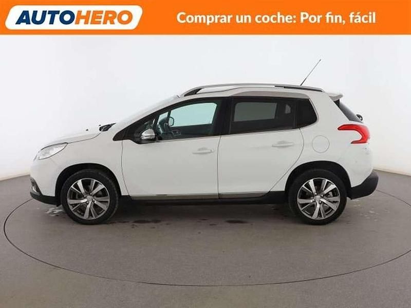 Usado Peugeot 2008 Allure 121 CV (88 kW) 2016 Blanco SUV