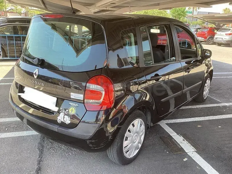 Usado Renault Grand Modus Authentique 75 CV (55 kW) 2009 Negro Monovolumen