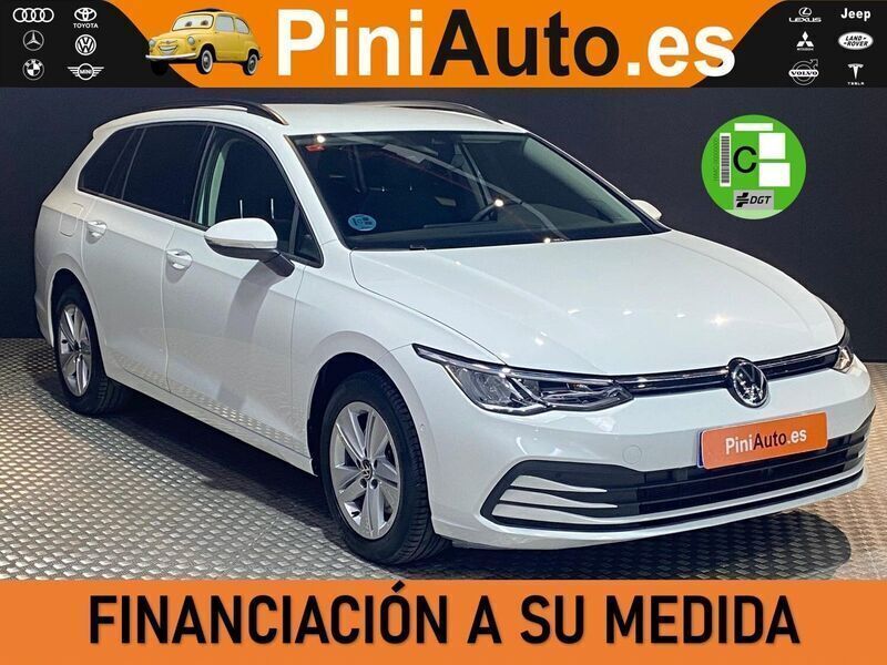 Blanco Usado 2021 VW Golf VIII Life Familiar | 17.800 € (Precio justo) - Imagen 1/4
