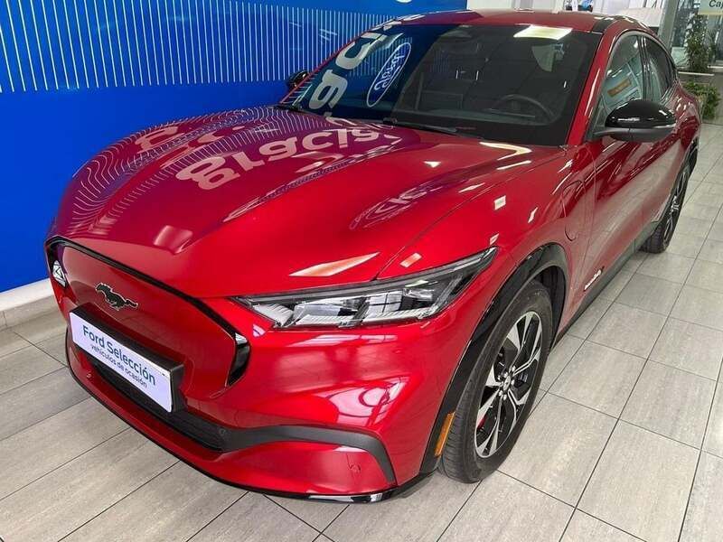 Rojo Usado 2022 Ford Mustang Mach-E Premium SUV | 34.683 € (Super precio) - Imagen 1/4