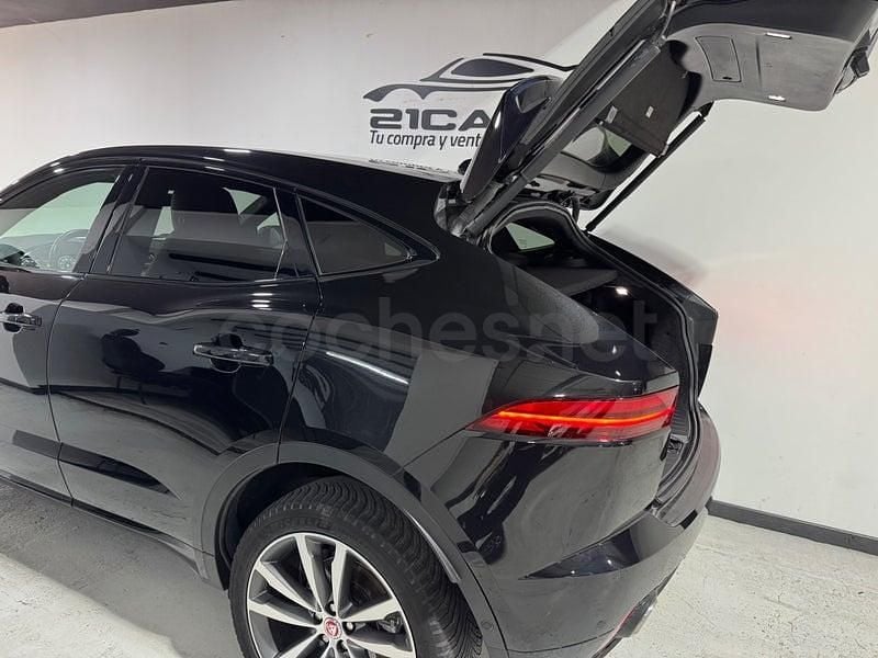 Usado Jaguar E-Pace R-Dynamic 300 CV (220 kW) 2019 Negro SUV