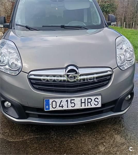 Usado Opel Combo Selective 105 CV (77 kW) 2013 Gris / plata Monovolumen