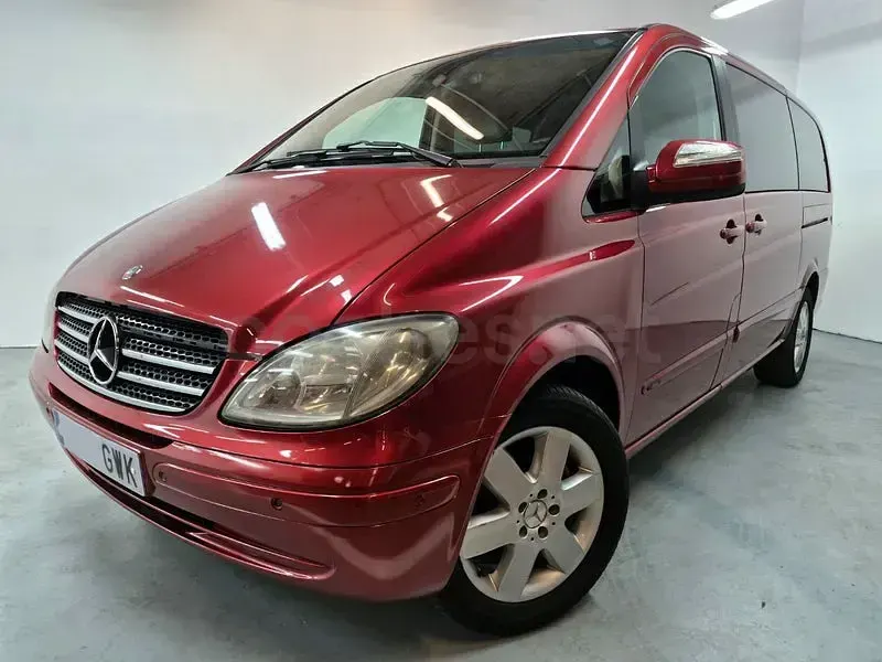Usado Mercedes Viano 163 CV (119 kW) 2010 Rojo Monovolumen