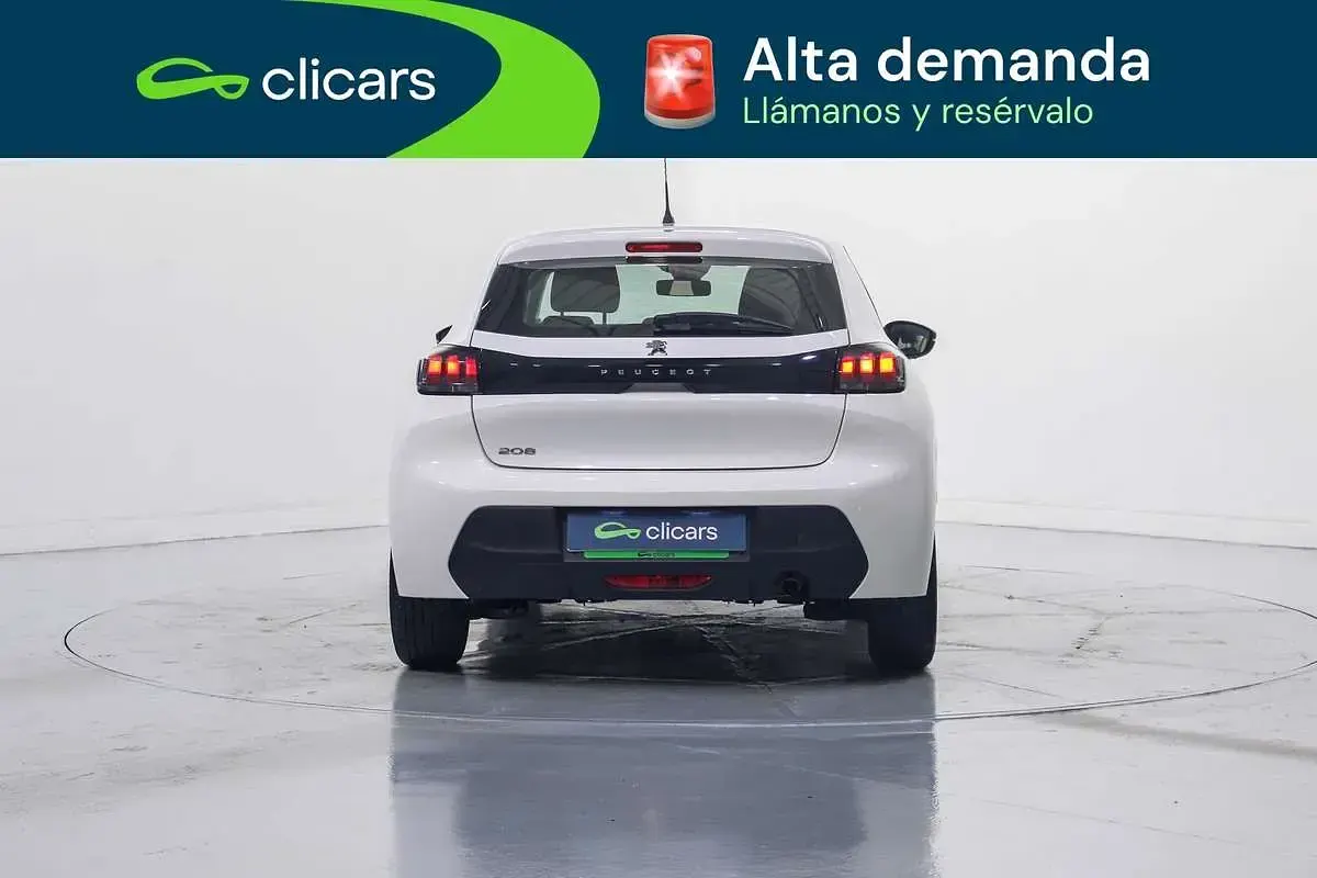 Usado Peugeot 208 Active 75 CV (55 kW) 2022 Blanco Utilitario