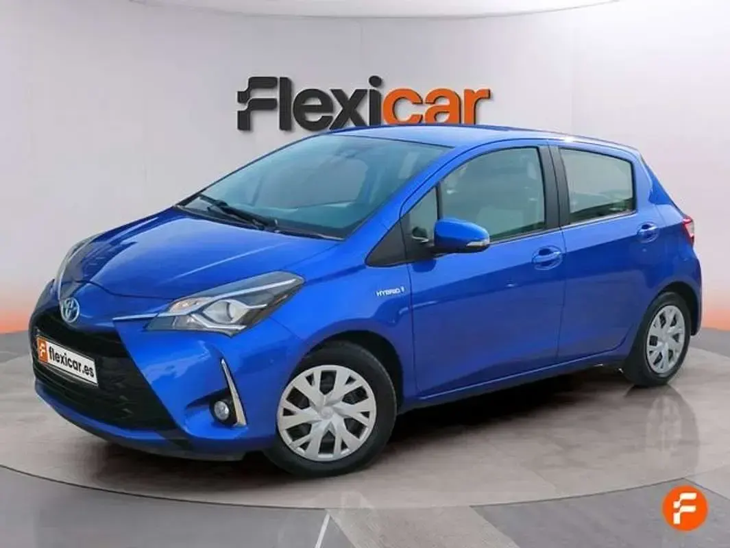 Usado Toyota Yaris Business Edition 116 CV (85 kW) 2020 Azul Utilitario