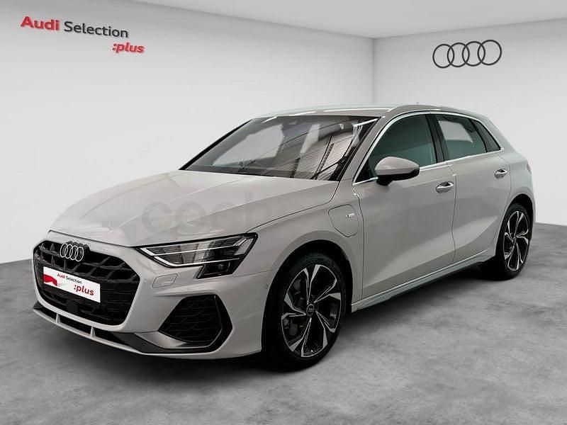 Usado Audi A3 S-Line 204 CV (150 kW) 2025 Blanco Berlina