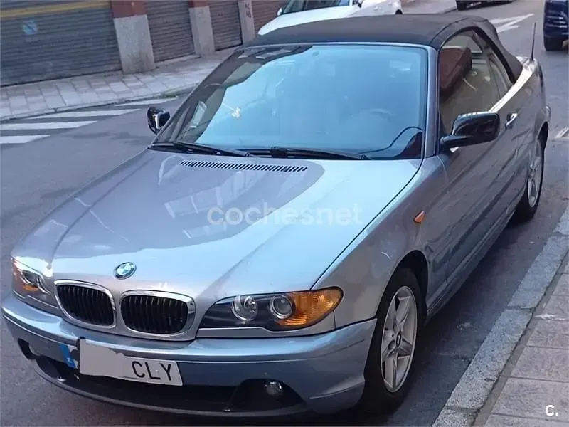 Usado BMW 318 Cabriolet 143 CV (105 kW) 2003 Gris / plata Descapotable