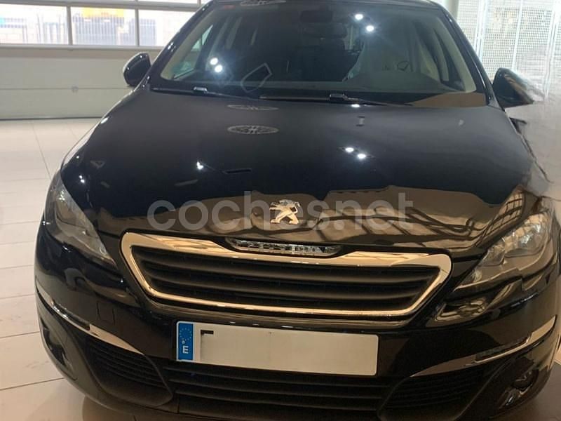Negro Usado 2016 Peugeot 308 Active Familiar | 7800 € (Precio justo) - Imagen 1/4