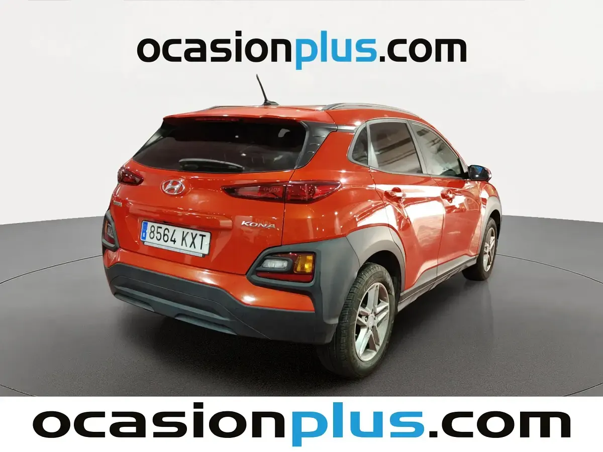 Usado Hyundai Kona 120 CV (88 kW) 2019 Rojo SUV