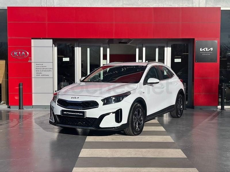 Usado Kia XCeed 140 CV (102 kW) 2025 Blanco SUV