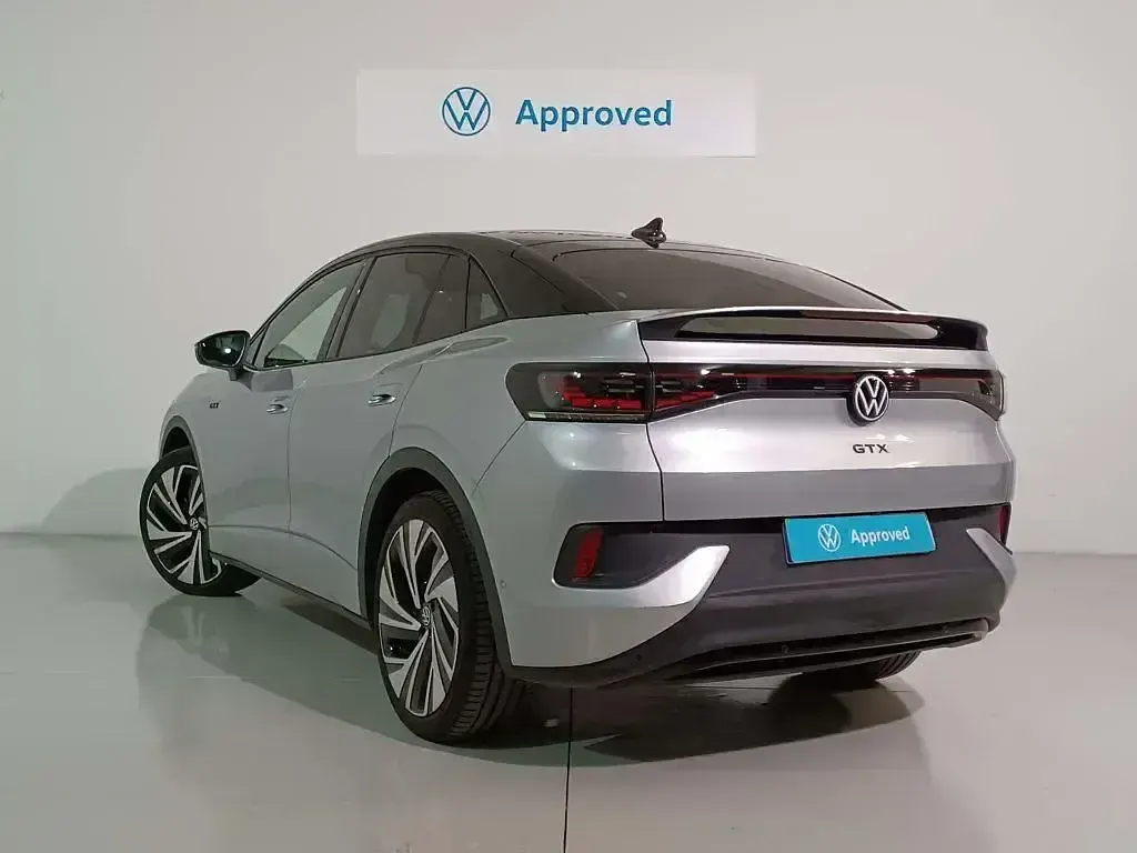 Usado VW ID.5 GTX 219 kW (299 CV) 2023 Gris SUV