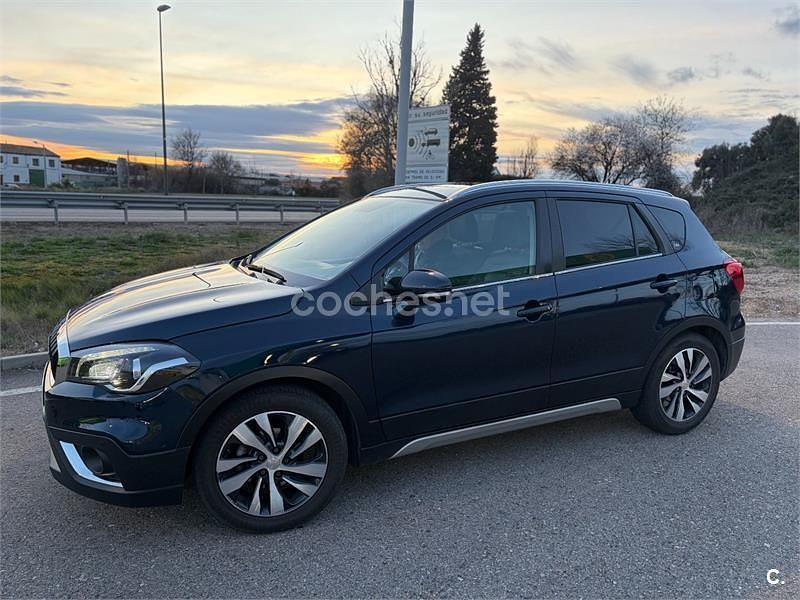 Usado Suzuki SX4 S-Cross GLX 140 CV (102 kW) 2018 Azul SUV