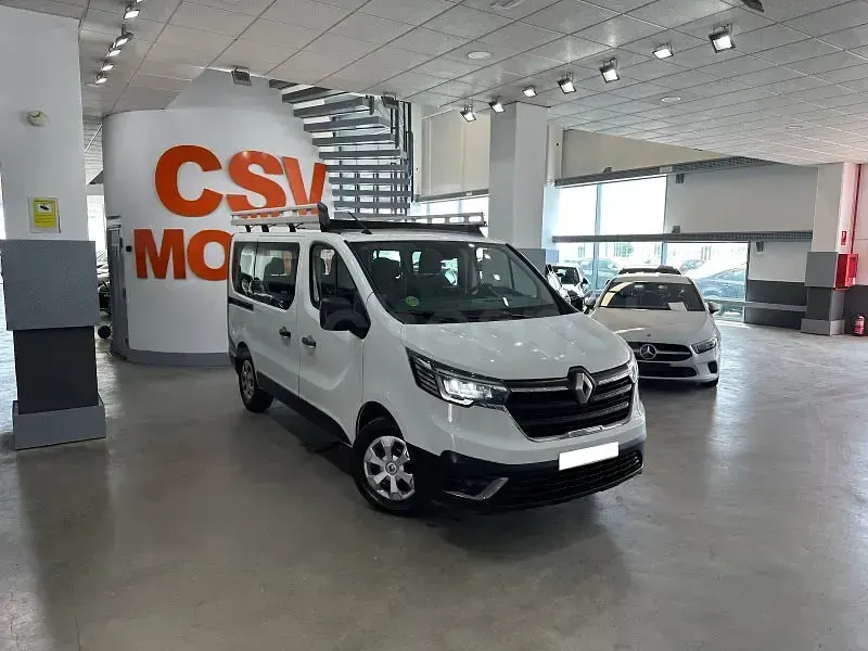 Usado Renault Trafic 150 CV (110 kW) 2021 Blanco Monovolumen