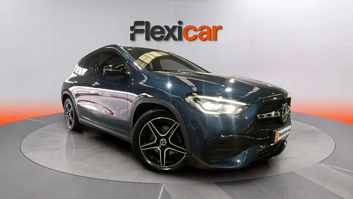Käytetty Mercedes GLA200 150 HP (110 kW) 2020 Katumaasturi