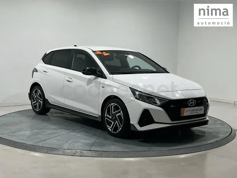 Usado Hyundai i20 N Line 79 CV (58 kW) 2025 Blanco Utilitario