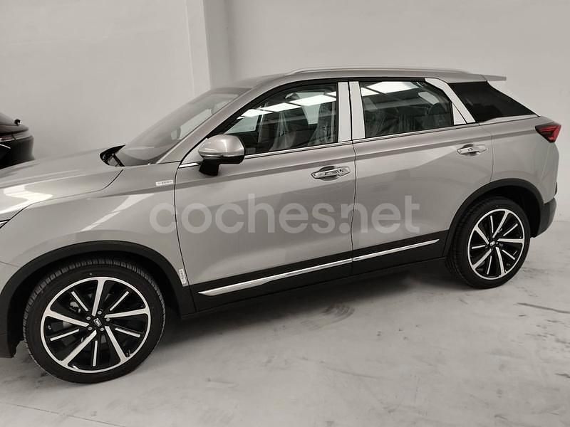 Gris / plata Nuevo 2025 Bestune T77 SUV | 25.990 € (Precio justo) - Imagen 1/4