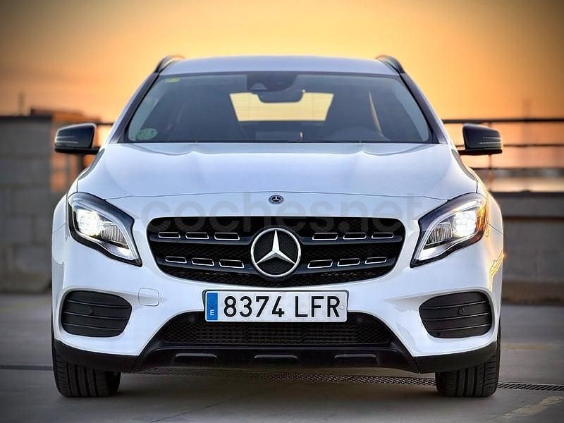 Usado Mercedes GLA180 136 CV (100 kW) 2020 Blanco SUV