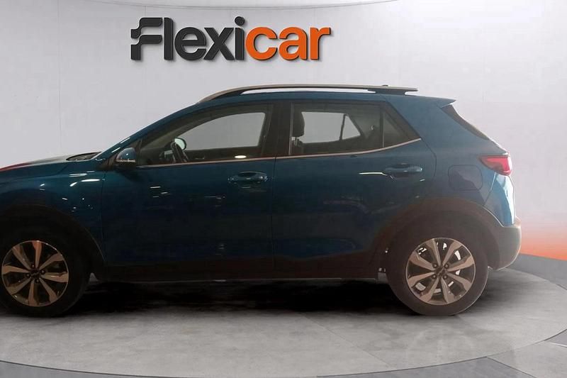 Usado Kia Stonic 84 CV (61 kW) 2023 Azul SUV