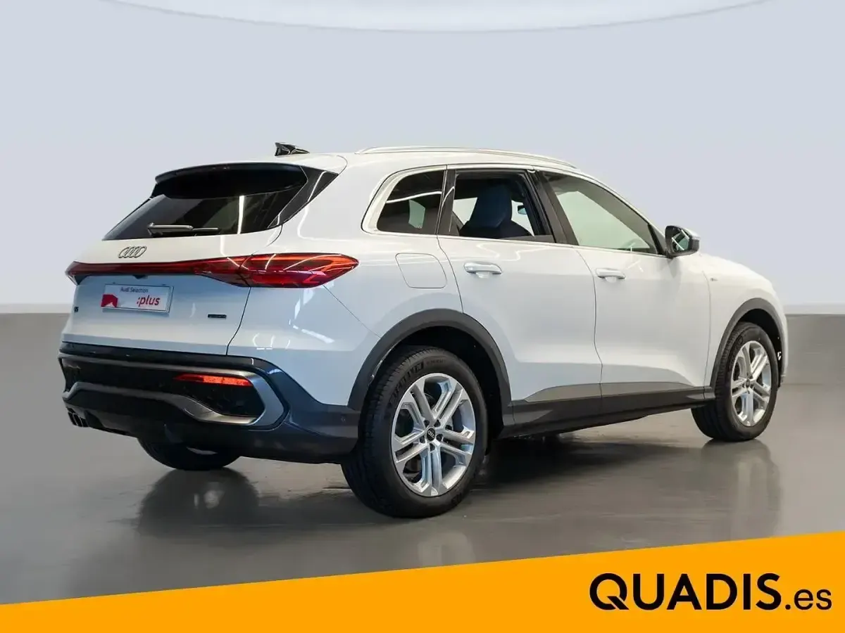 Usado Audi Q5 S-Line 204 CV (150 kW) 2025 Blanco SUV