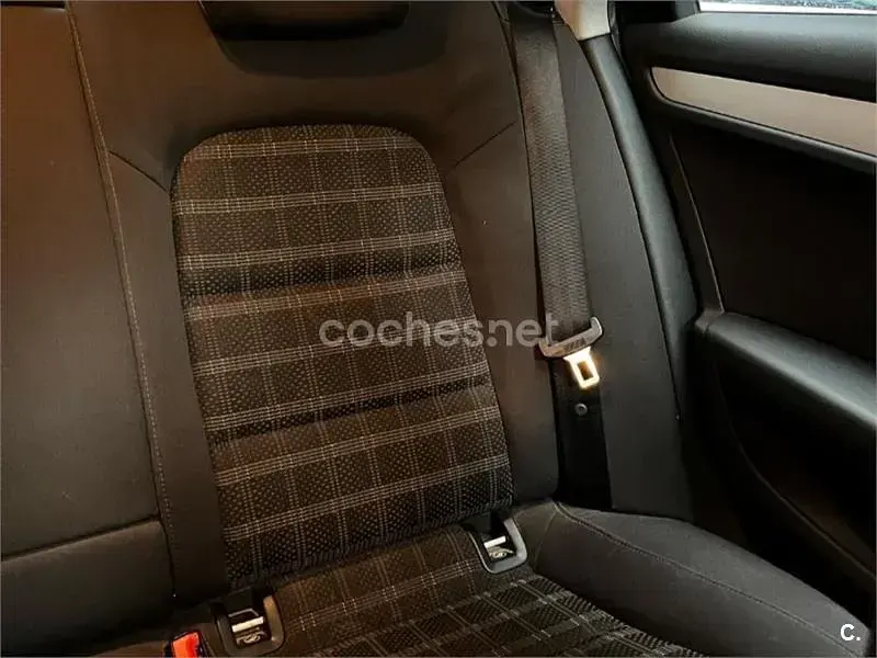 Usado Audi A4 S-Line 150 CV (110 kW) 2015 Negro Berlina