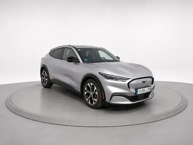 Usado Ford Mustang Mach-E 258 kW (351 CV) 2022 Gris SUV