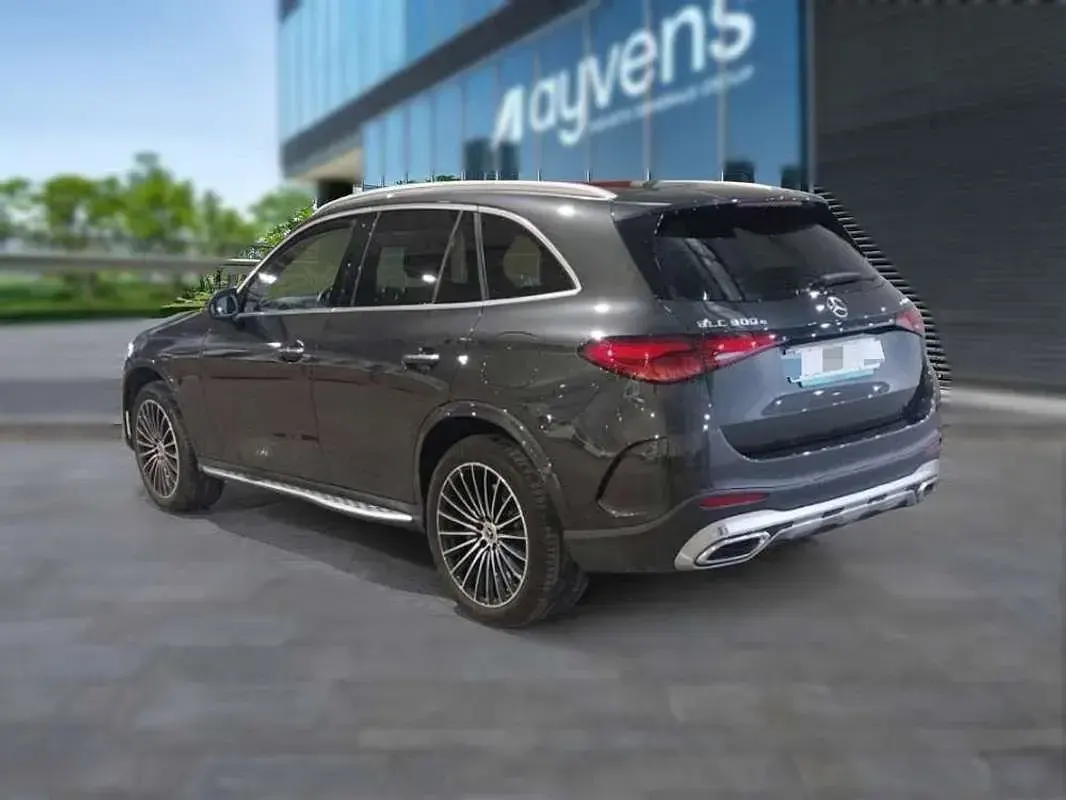 Usado Mercedes GLC350 320 CV (235 kW) 2025 Gris SUV