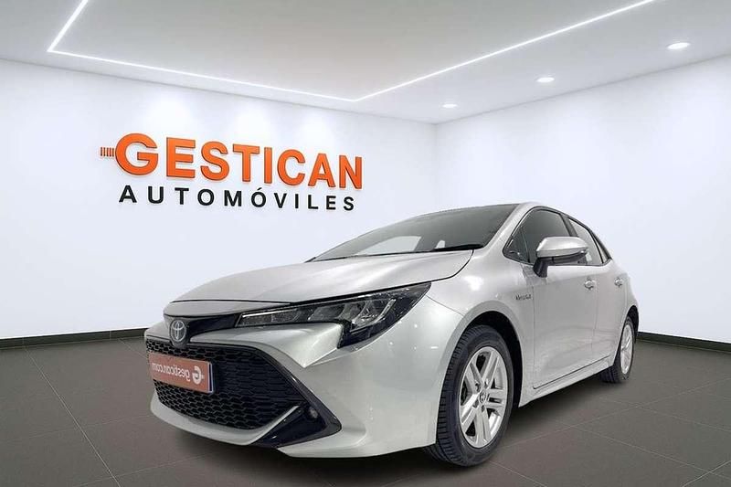 Gris Usado 2020 Toyota Corolla Active Utilitario | 15.990 € (Buen precio) - Imagen 1/4
