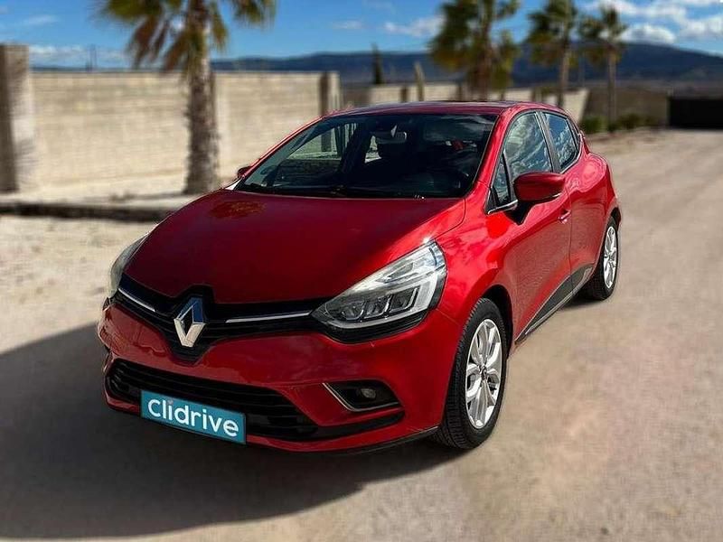Usado Renault Clio IV LIMITED 90 CV (66 kW) 2017 Rojo Utilitario
