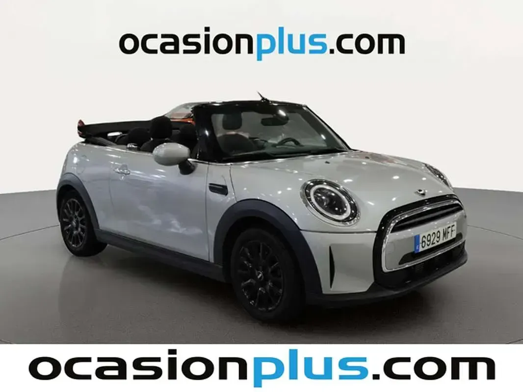 Usado Mini Cooper Cabriolet 136 CV (100 kW) 2023 Plateado Descapotable