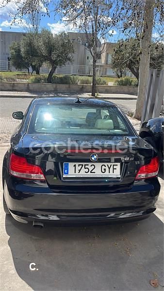 Usado BMW 118 Coupé 143 CV (105 kW) 2010 Negro Coupe