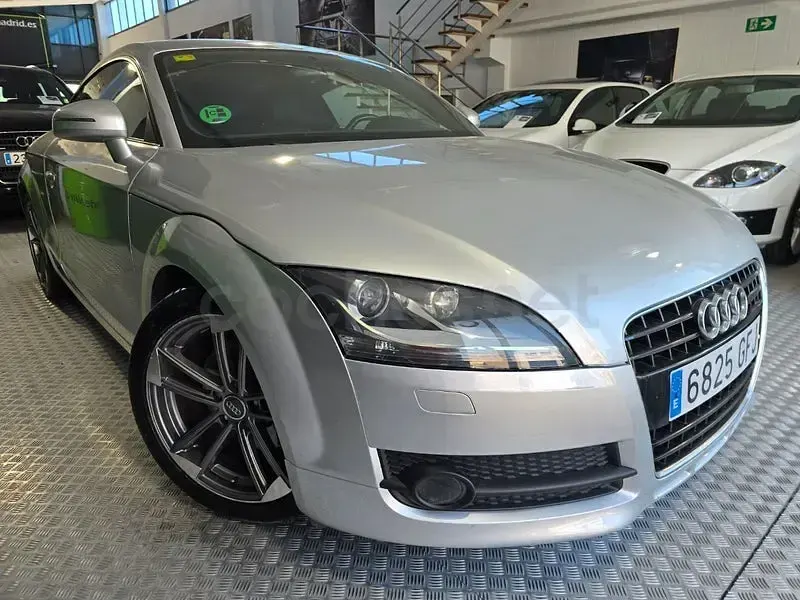 Usado Audi TT 200 CV (147 kW) 2008 Gris / plata Coupe
