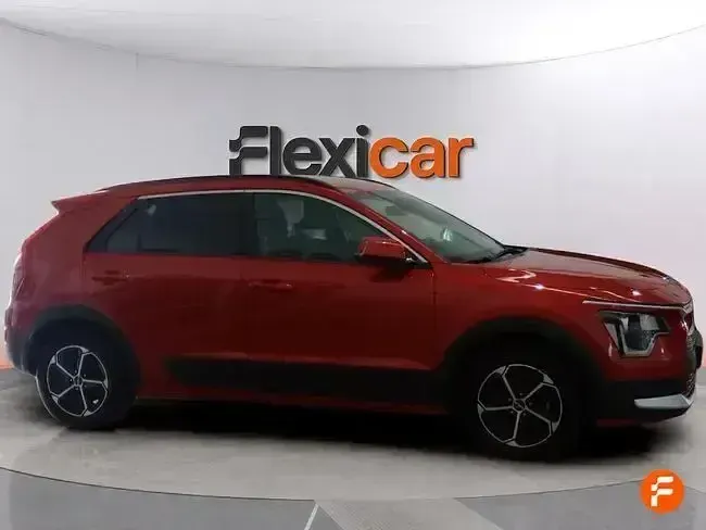 Usado Kia Niro 183 CV (134 kW) 2023 Rojo SUV