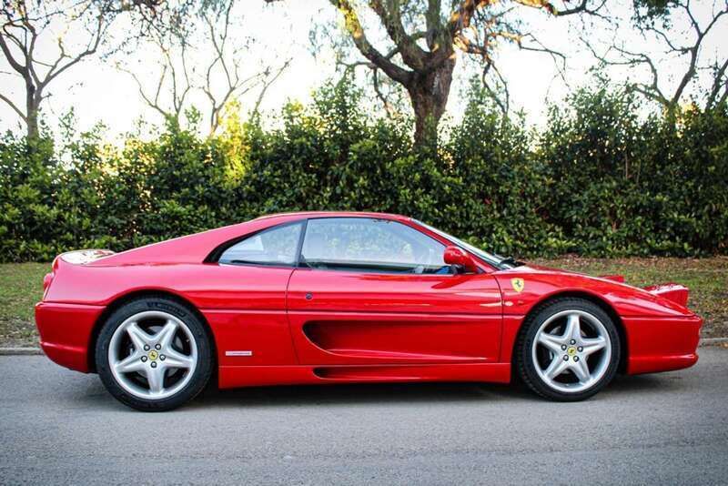 Rojo Usado 1997 Ferrari F355 Coupe | 125.000 € - Imagen 1/4