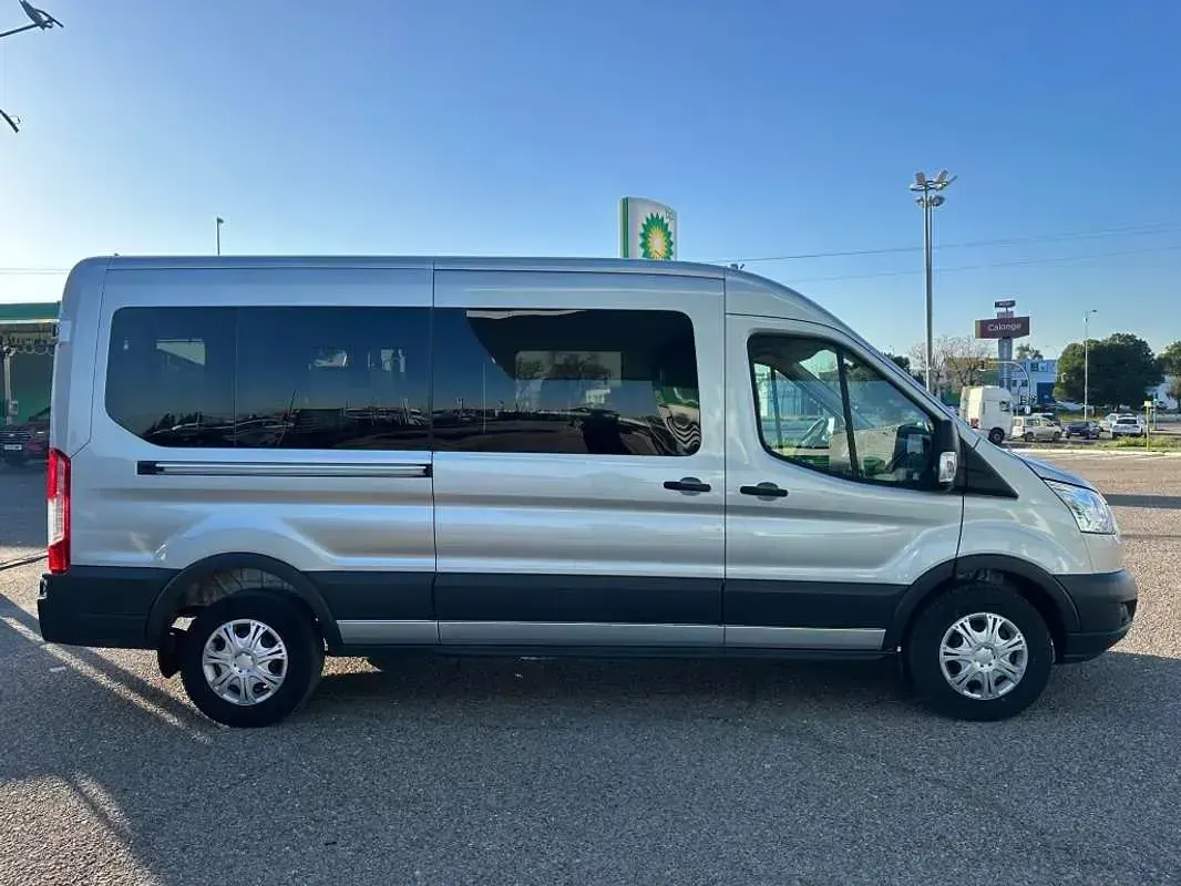 Usado Ford Transit Trend 131 CV (96 kW) 2020 Gris Van
