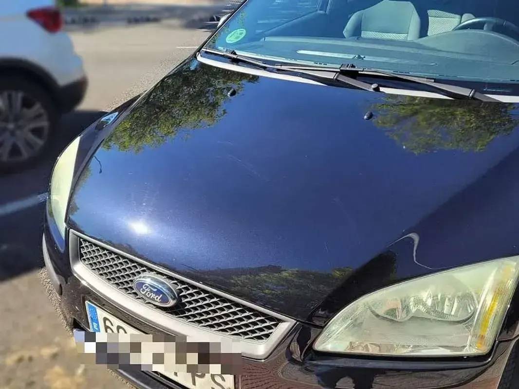 Usado Ford Focus Trend 116 CV (85 kW) 2007 Negro Berlina