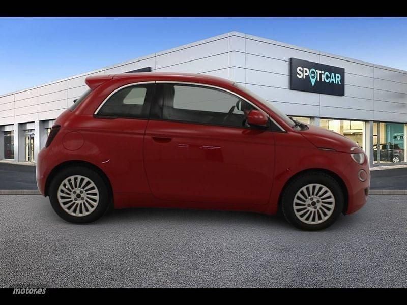 Usado Fiat 500e Red 69 kW (95 CV) 2022 Rojo Berlina